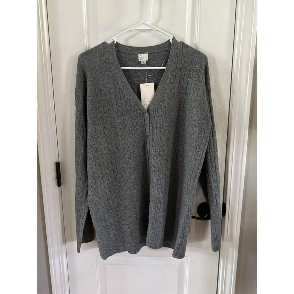 Women’s cardigan